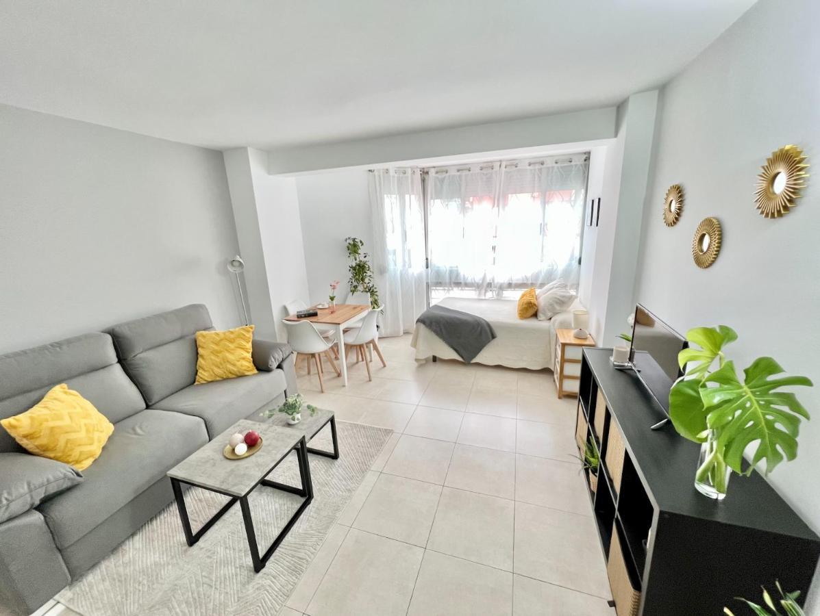 Precioso Estudio Con Piscina, Junto A La Playa Torre Del Mar Exterior foto